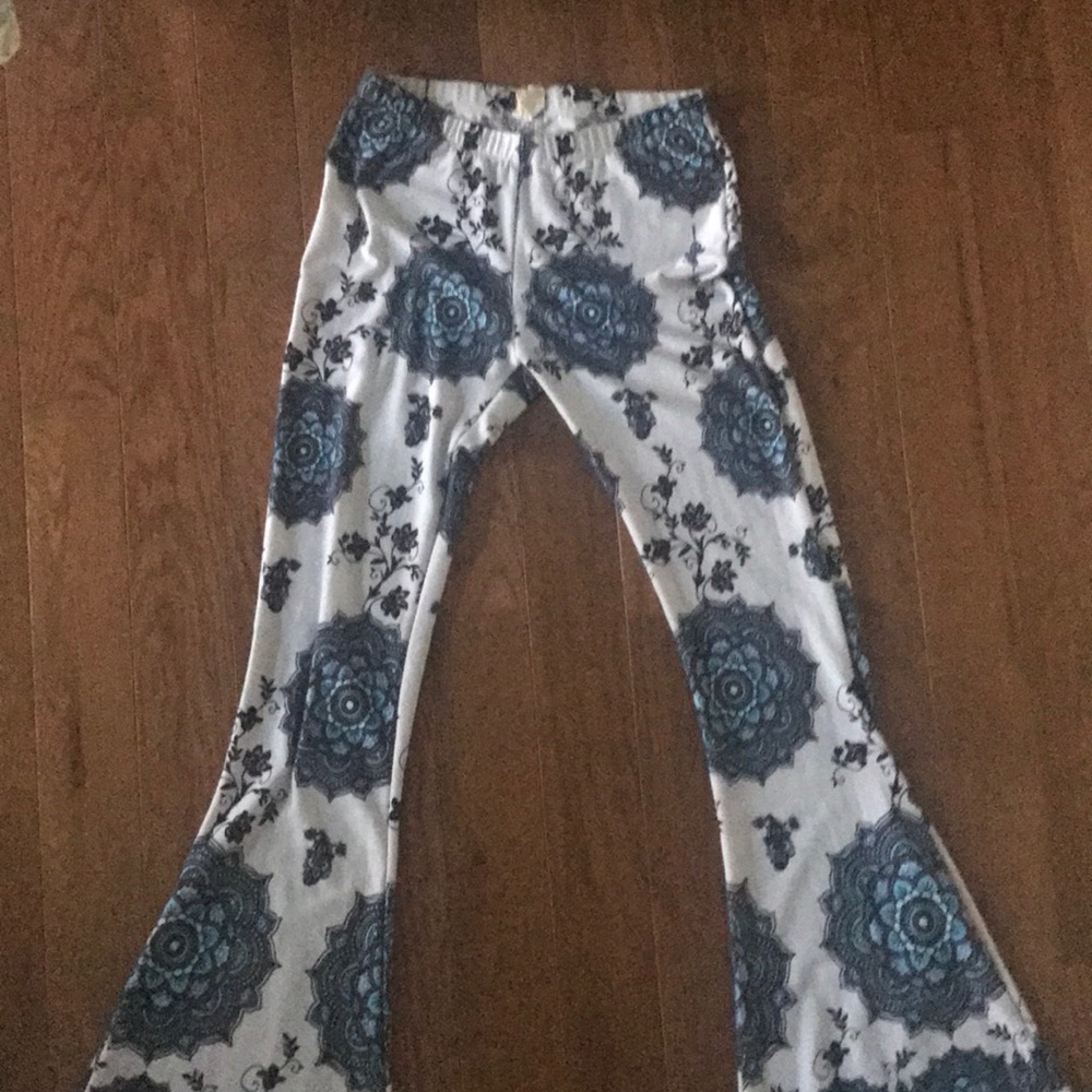 LA Hearts paisley bell bottoms